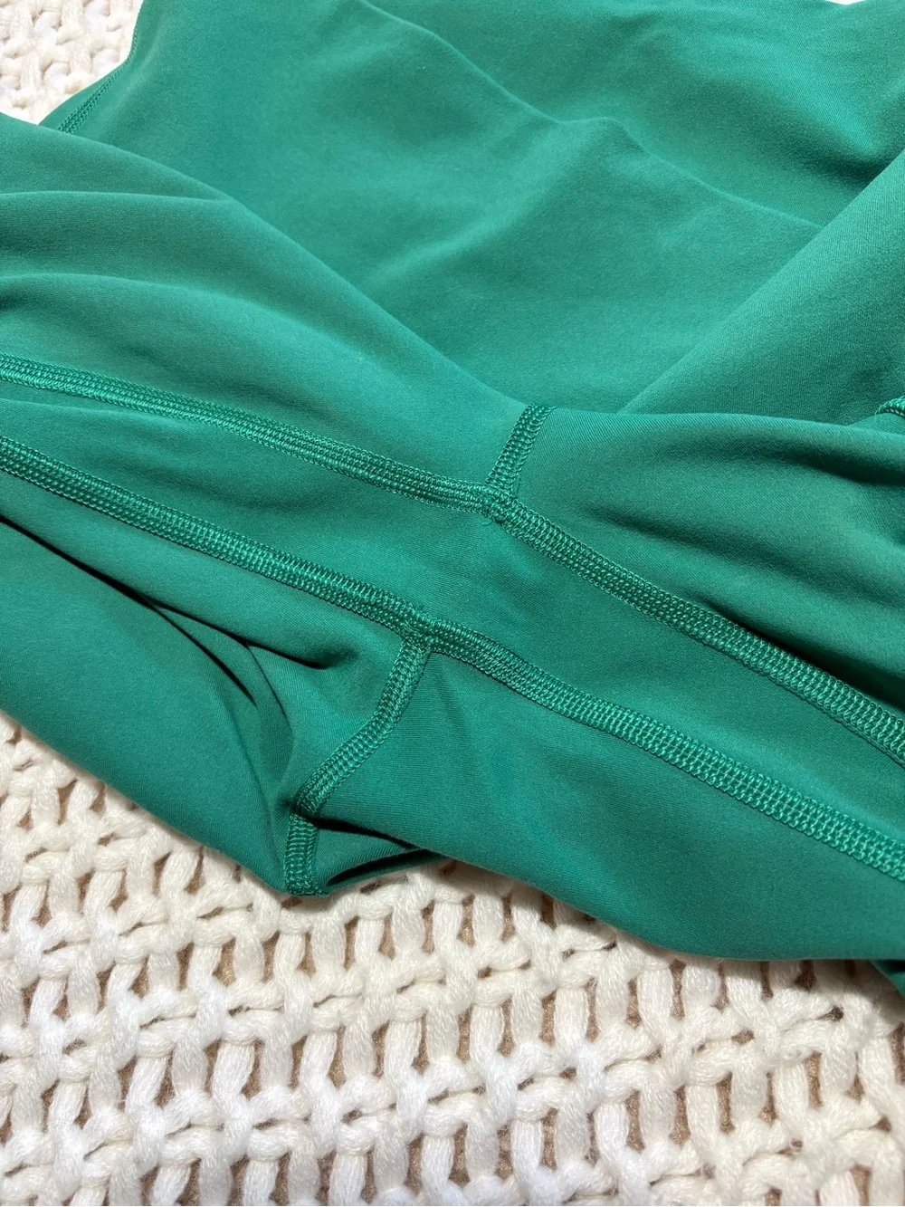 lululemon cascadia green align hr pant 25” pockets size 6